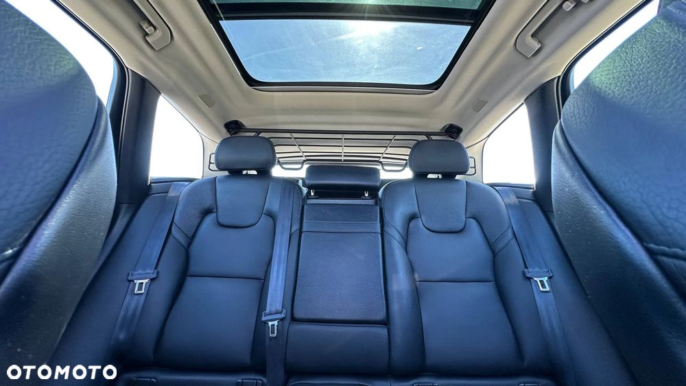 Volvo XC 60 - 29
