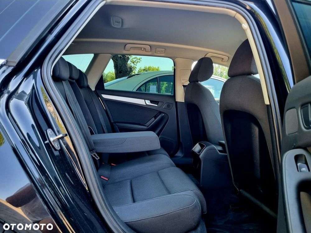 Audi A4 Avant 2.0 TFSI Attraction - 12