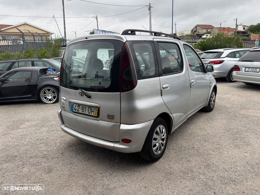 Toyota Yaris Verso 1.4 D-4D Sol - 5