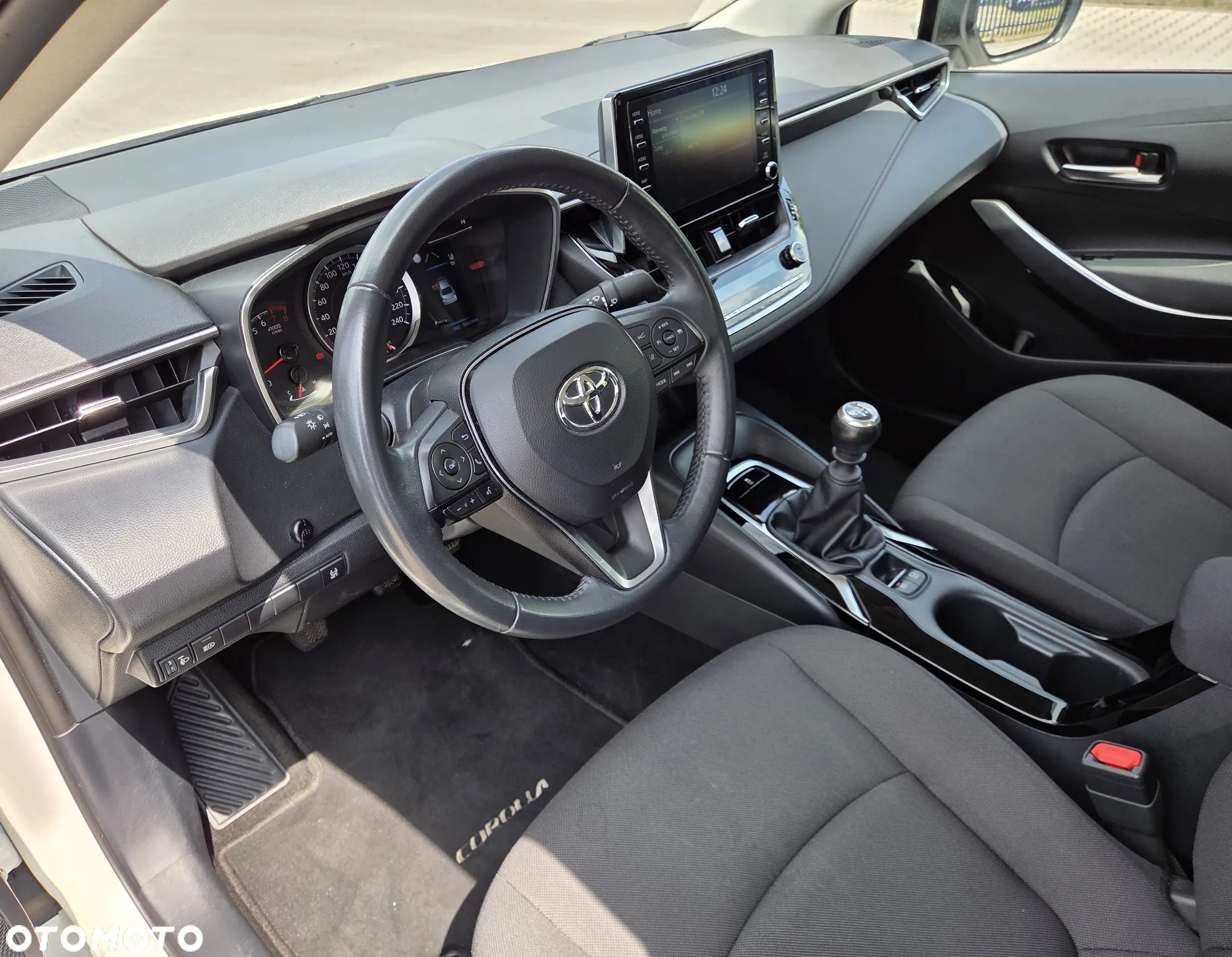 Toyota Corolla 1.5 Comfort - 8