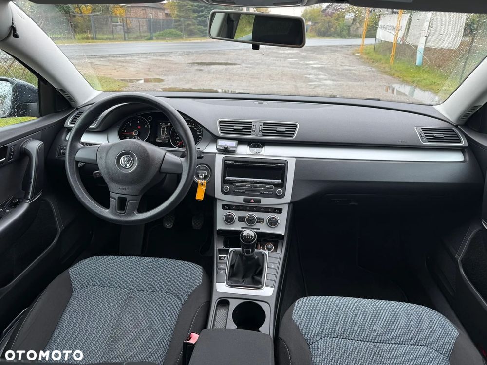 Volkswagen Passat 1.6 TDI BlueMotion Technology Trendline - 6