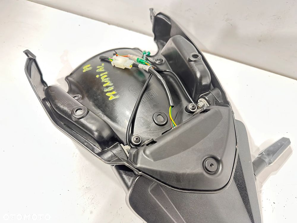 Błotnik tył lampa Mondial 125 HPS 20-23r. - 3