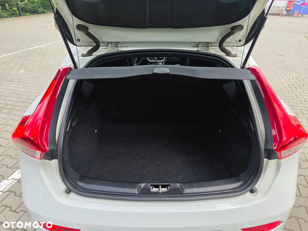 Volvo V40 D4 RDesign - 34
