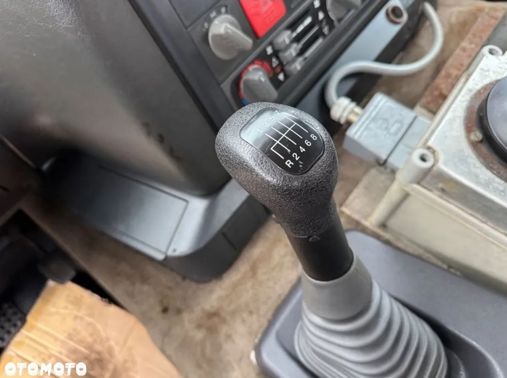 Iveco Eurotech 190E27 Hakowiec Solarka Piaskarka Specjalny Tylko 101tys km - 25