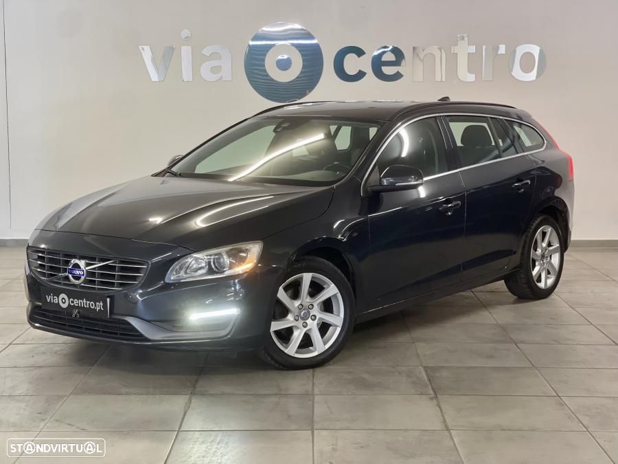 Volvo V60 2.0 D4 Momentum - 1