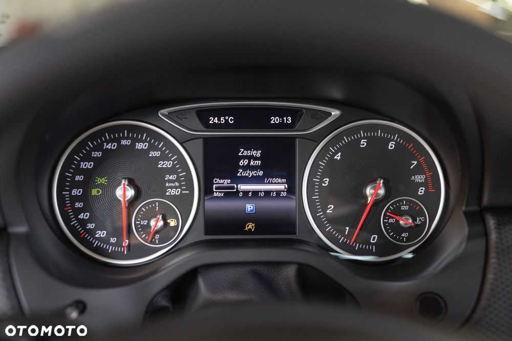 Mercedes-Benz Klasa A - 32