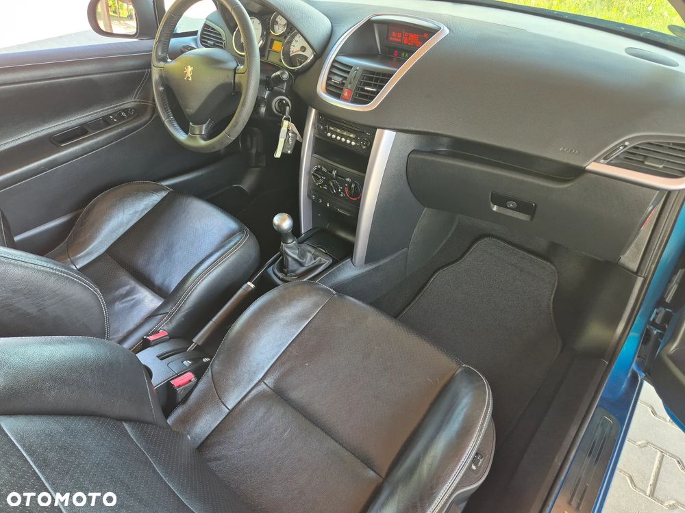Peugeot 207 CC 120 VTi Premium - 21
