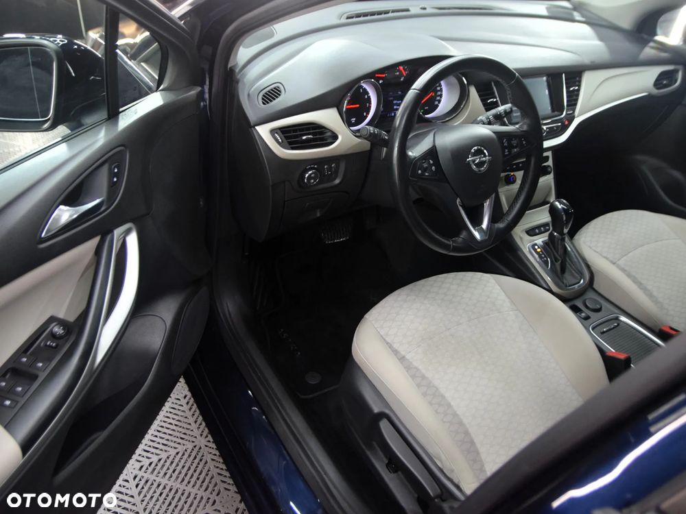 Opel Astra 1.4 T Enjoy S&S - 14