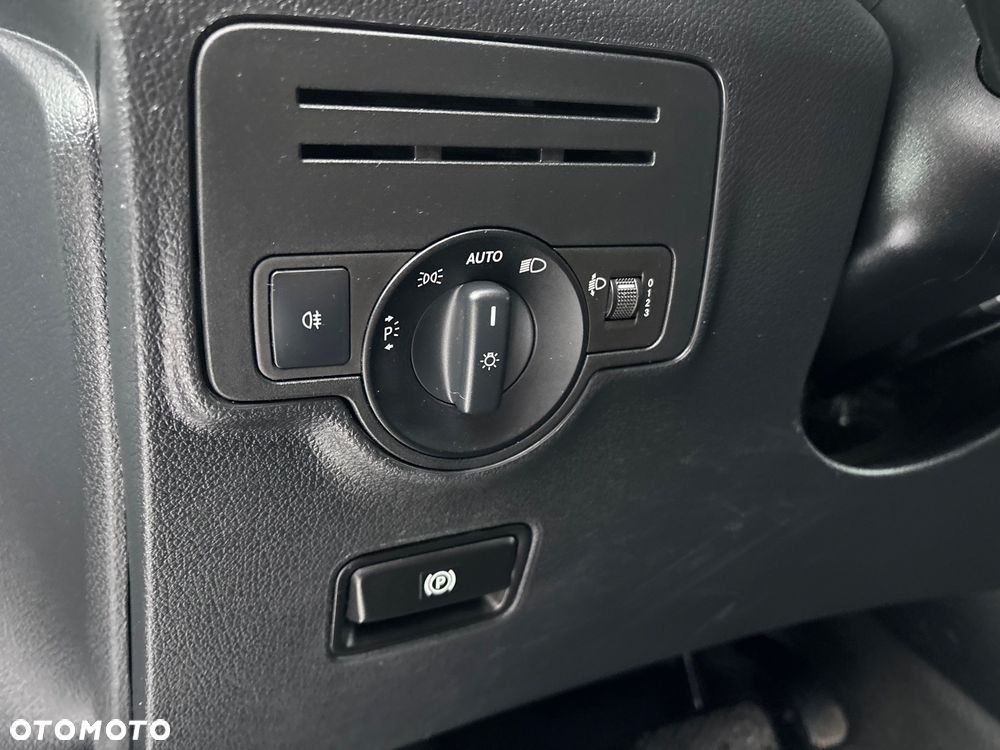 Mercedes-Benz Vito - 19