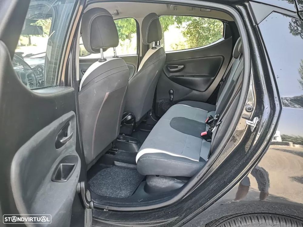 Lancia Ypsilon 1.2 S&S Gold - 9