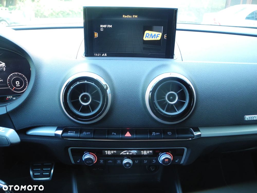 Audi A3 Sportback - 11