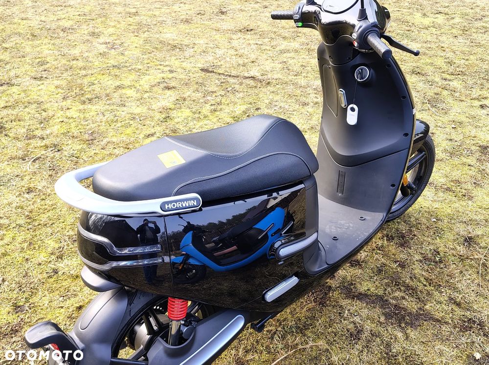 Horwin EK1 - 10