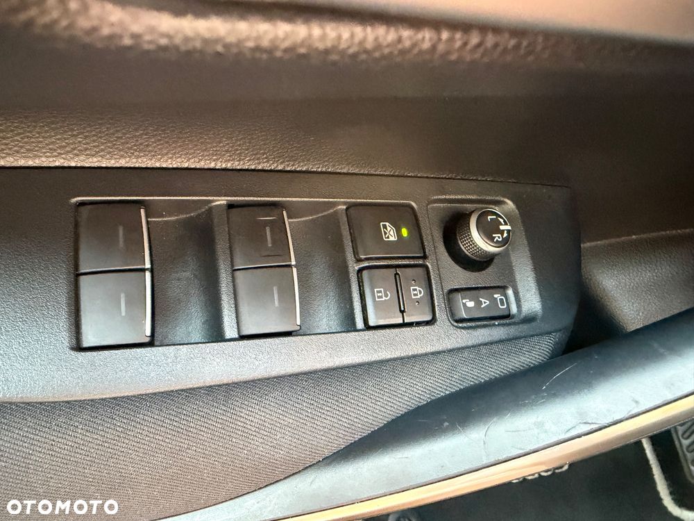 Toyota Corolla 1.8 Hybrid GPF Comfort - 30