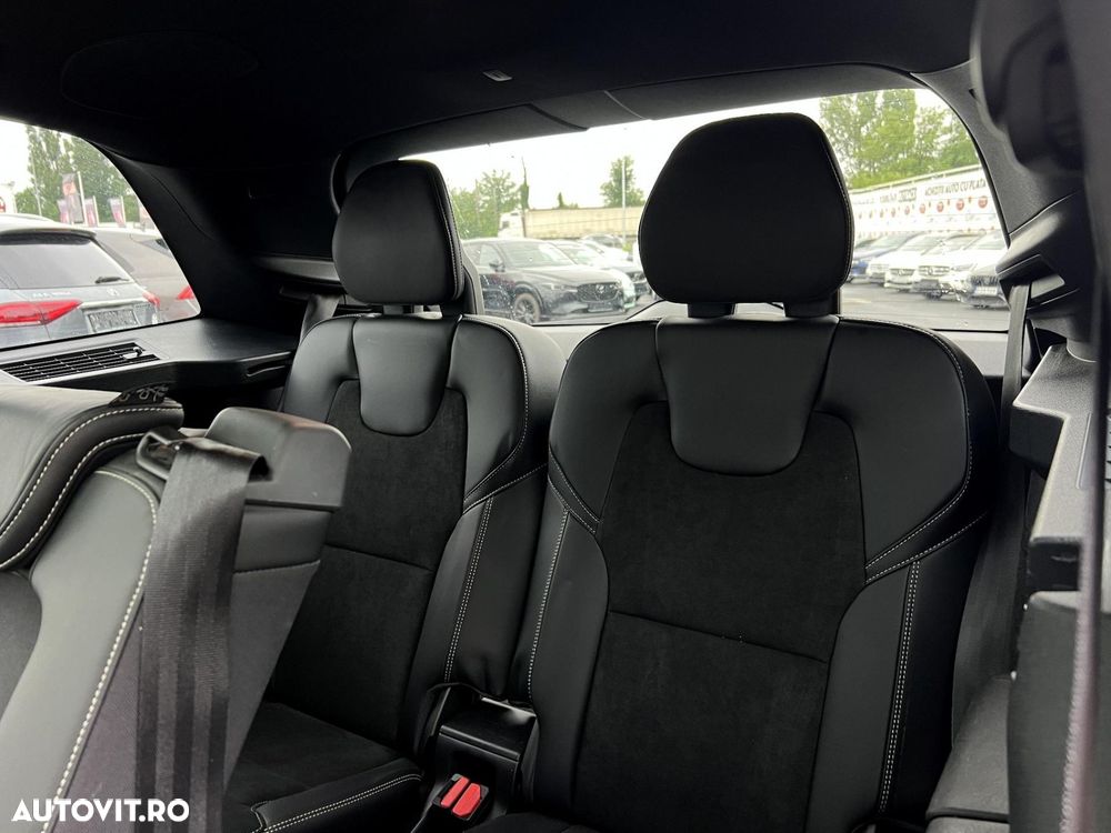 Volvo XC 90 B5 D AWD Plus Dark - 37