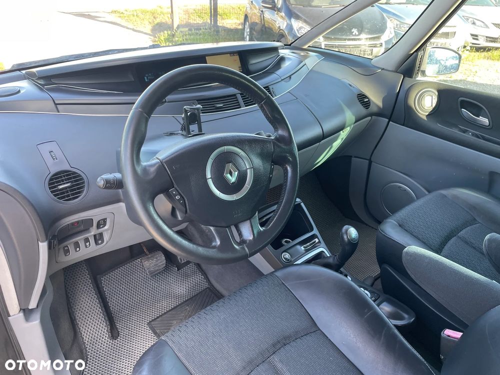 Renault Espace 2.0T Privilege - 11
