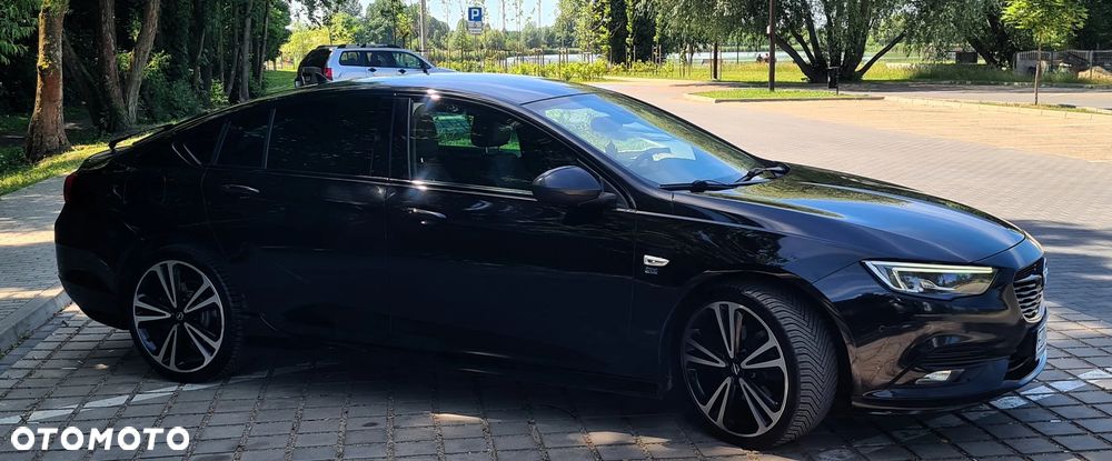 Opel Insignia 2.0 BiTurbo D 4x4 Automatik Ultimate Exclusive - 12