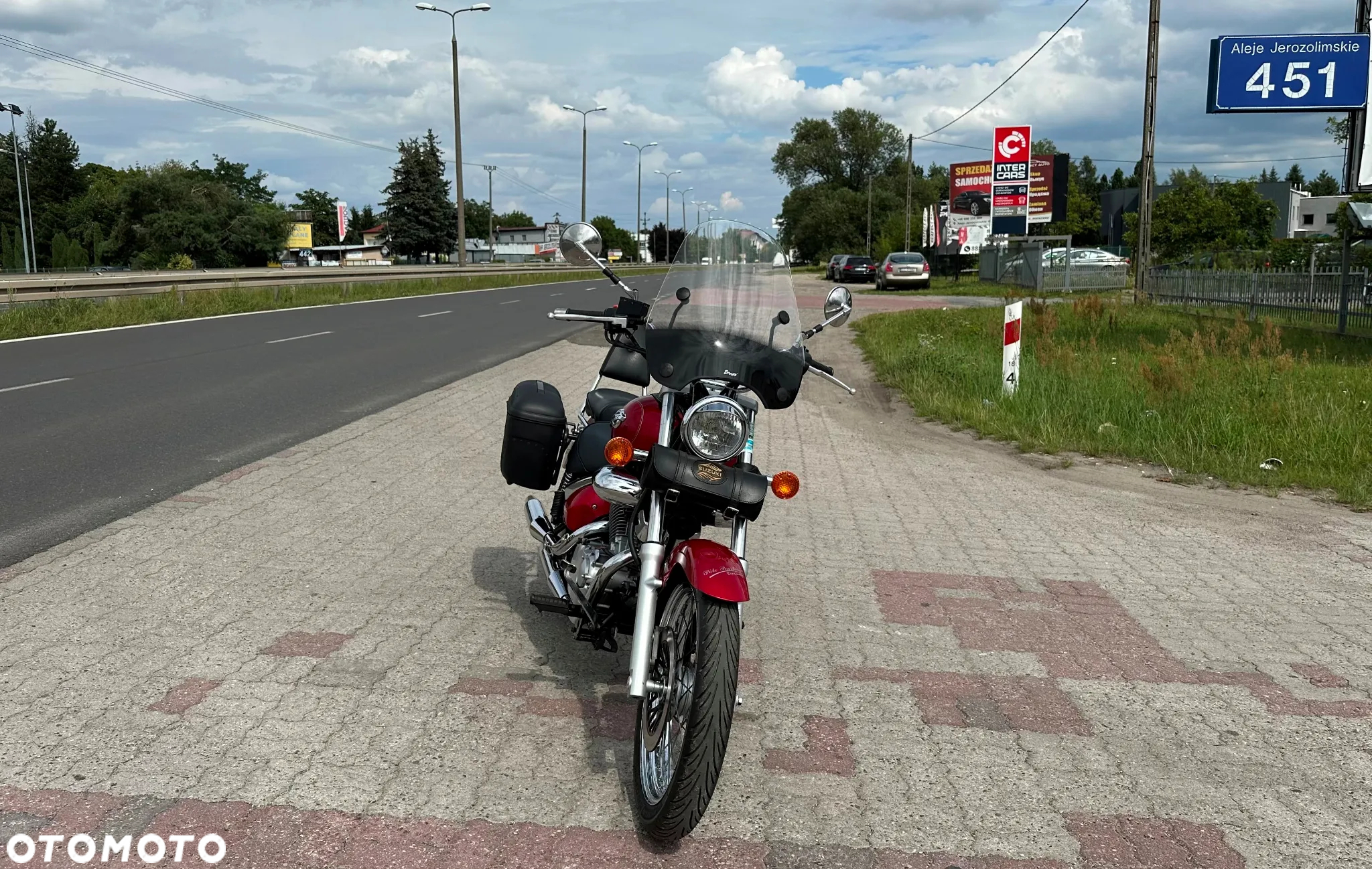 Suzuki Intruder - 8