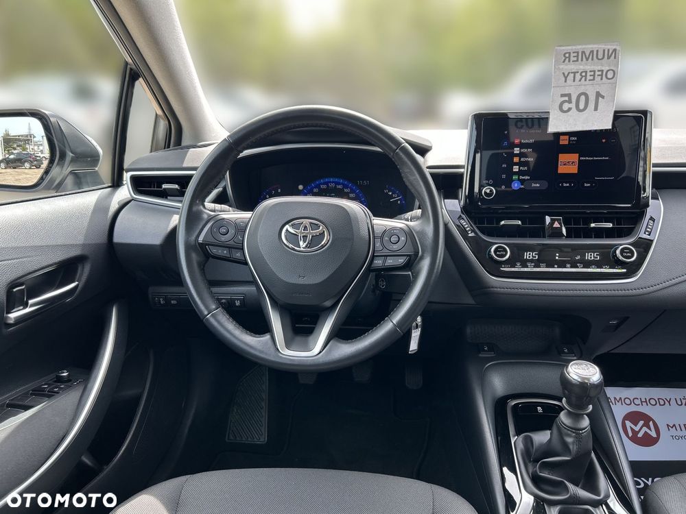 Toyota Corolla - 12