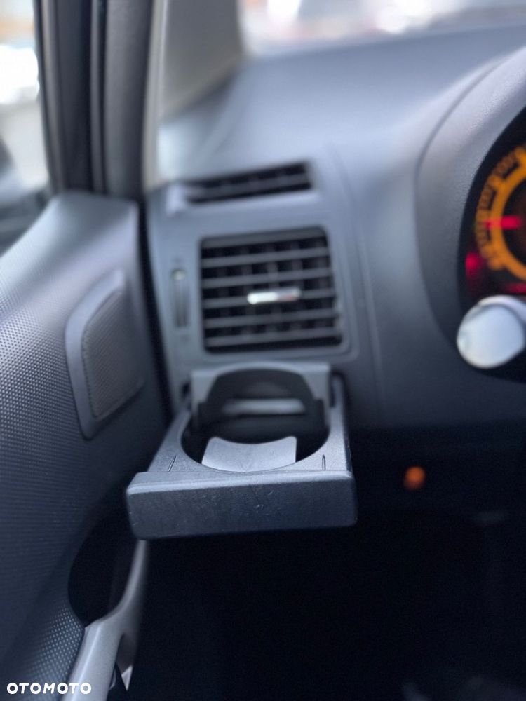 Toyota Auris 1.4 VVT-i Luna - 17