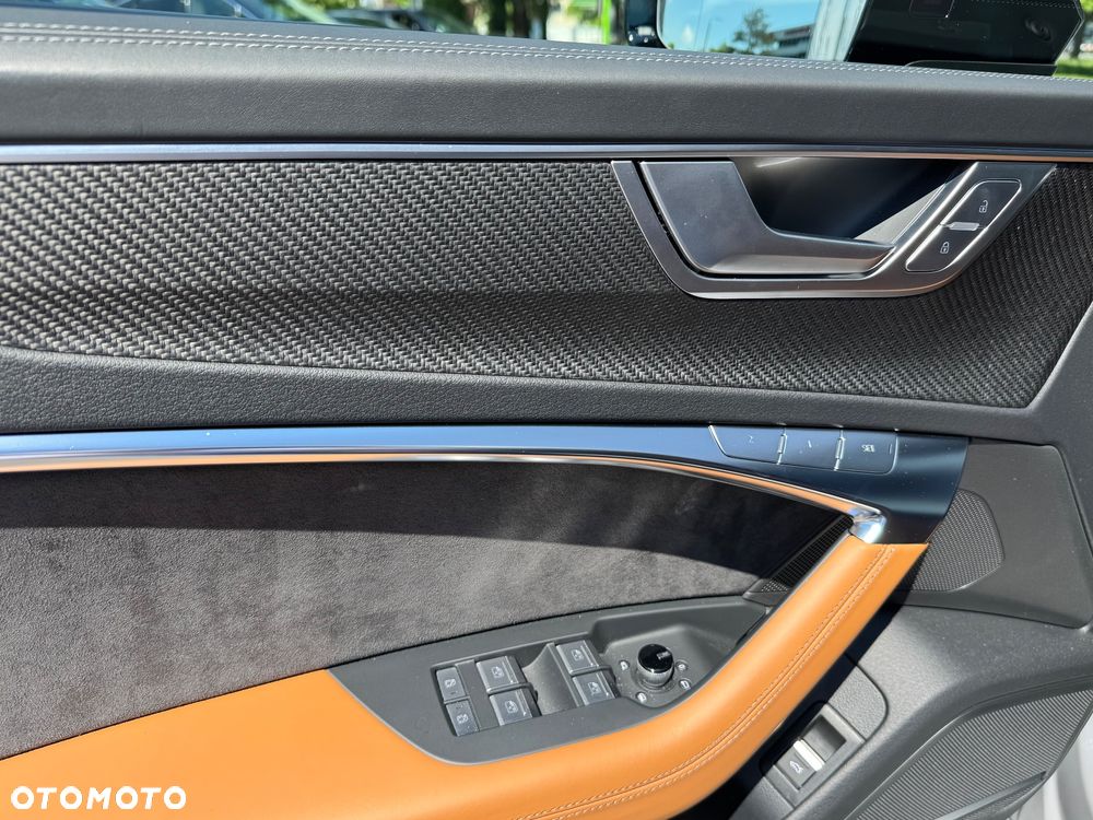 Audi RS6 Avant 4.0 TFSI quattro tiptronic performance - 32
