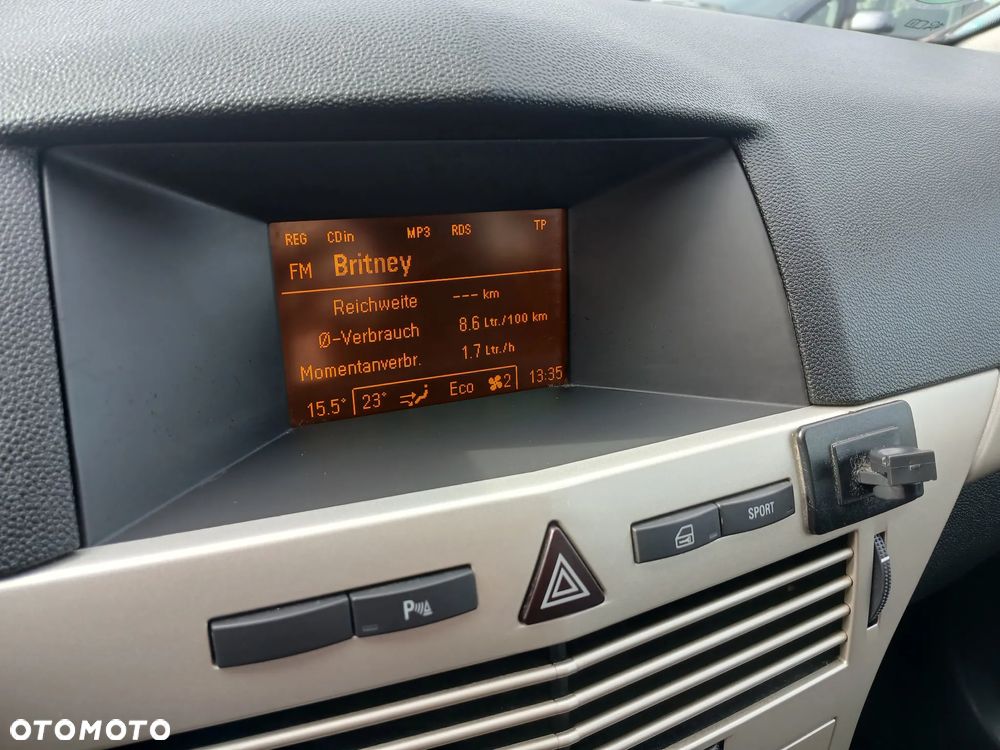 Opel Astra GTC 1.6 Sport - 35