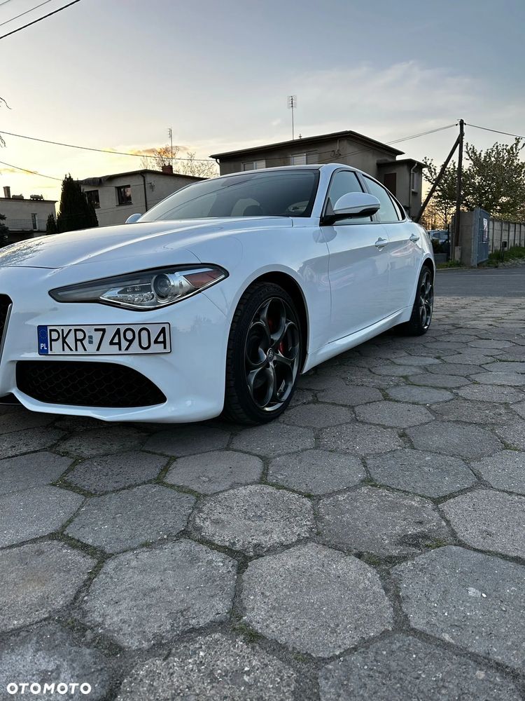 Alfa Romeo Giulia - 7