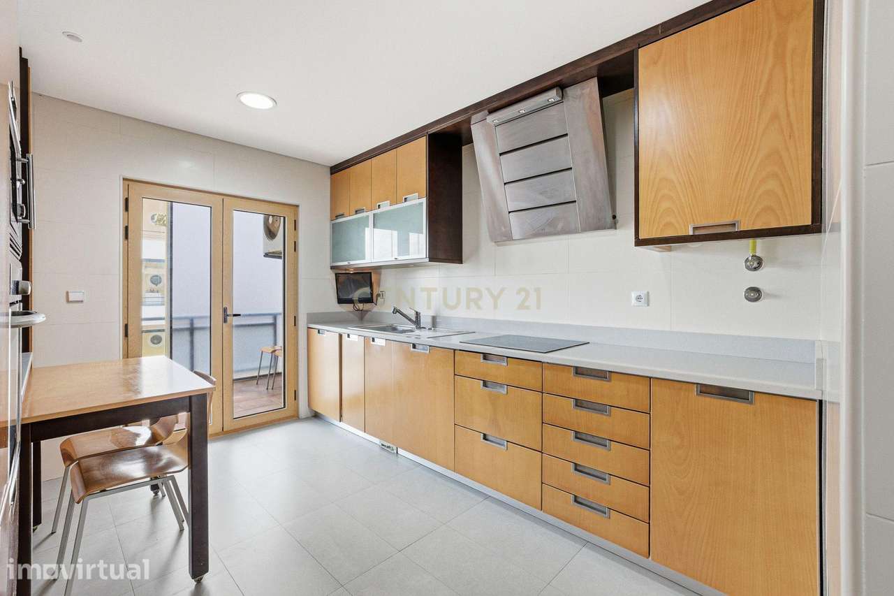 Apartamento T3 com box de 30 m² | Vila Chã – Amadora - Grande imagem: 5/38