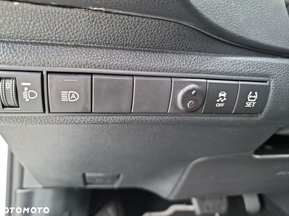 Toyota Corolla 1.8 Hybrid Comfort - 16