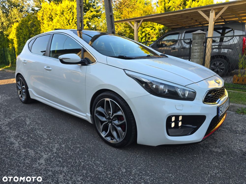 Kia Ceed 1.6 T-GDI GT-Challenge - 15