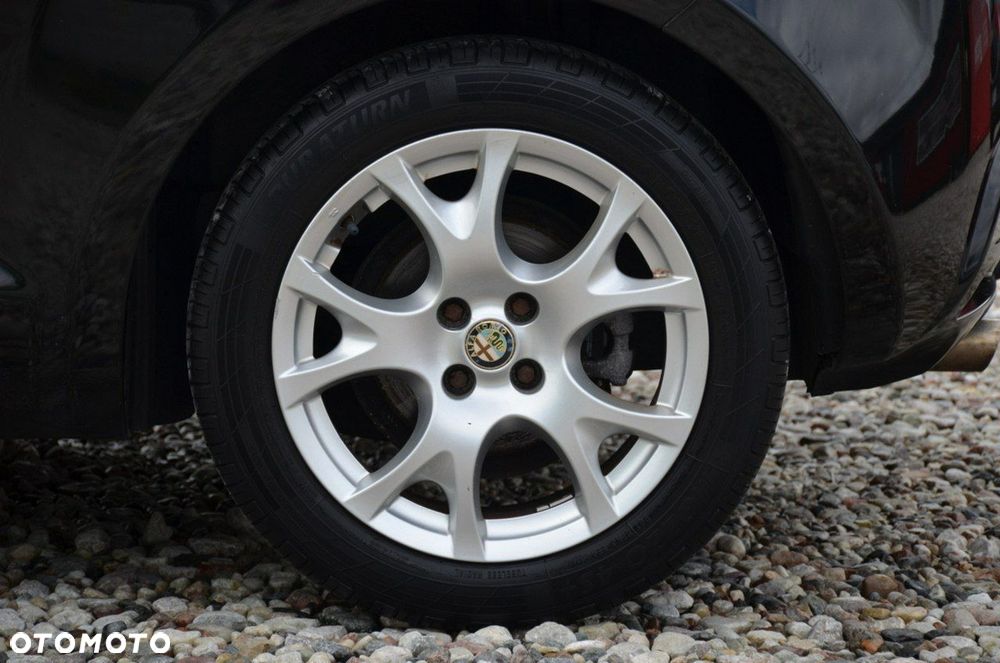 Alfa Romeo Mito - 4
