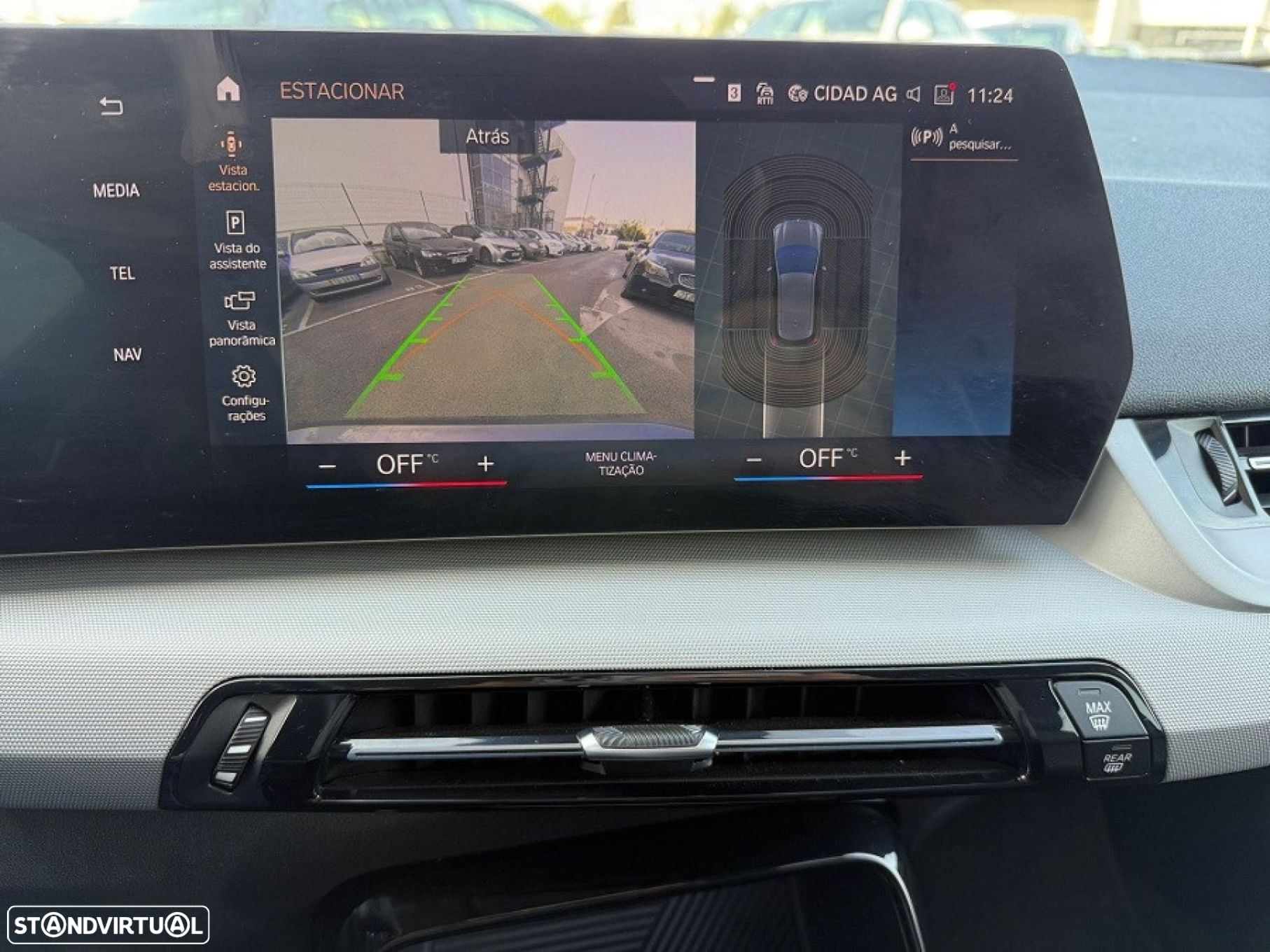 BMW 225xe Active Tourer - 11