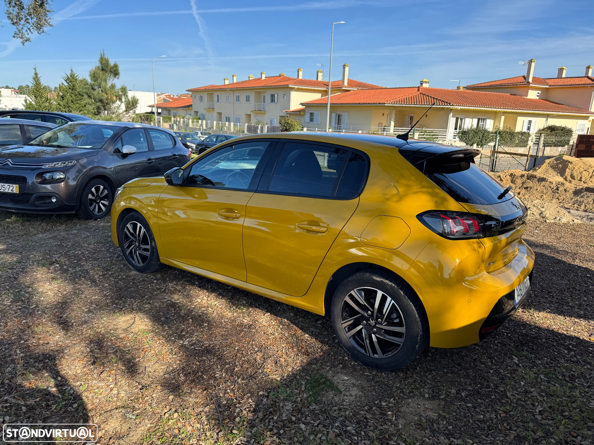 Peugeot 208 1.2 PureTech Allure - 15