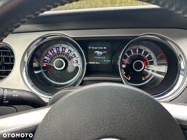 Ford Mustang 3.7 V6 Premium - 11