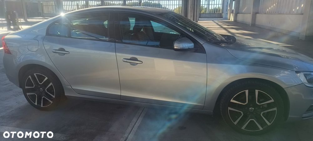 Volvo S60 - 8
