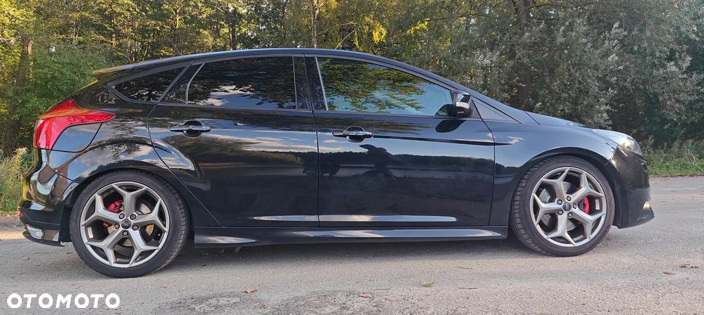 Ford Focus ST - 4