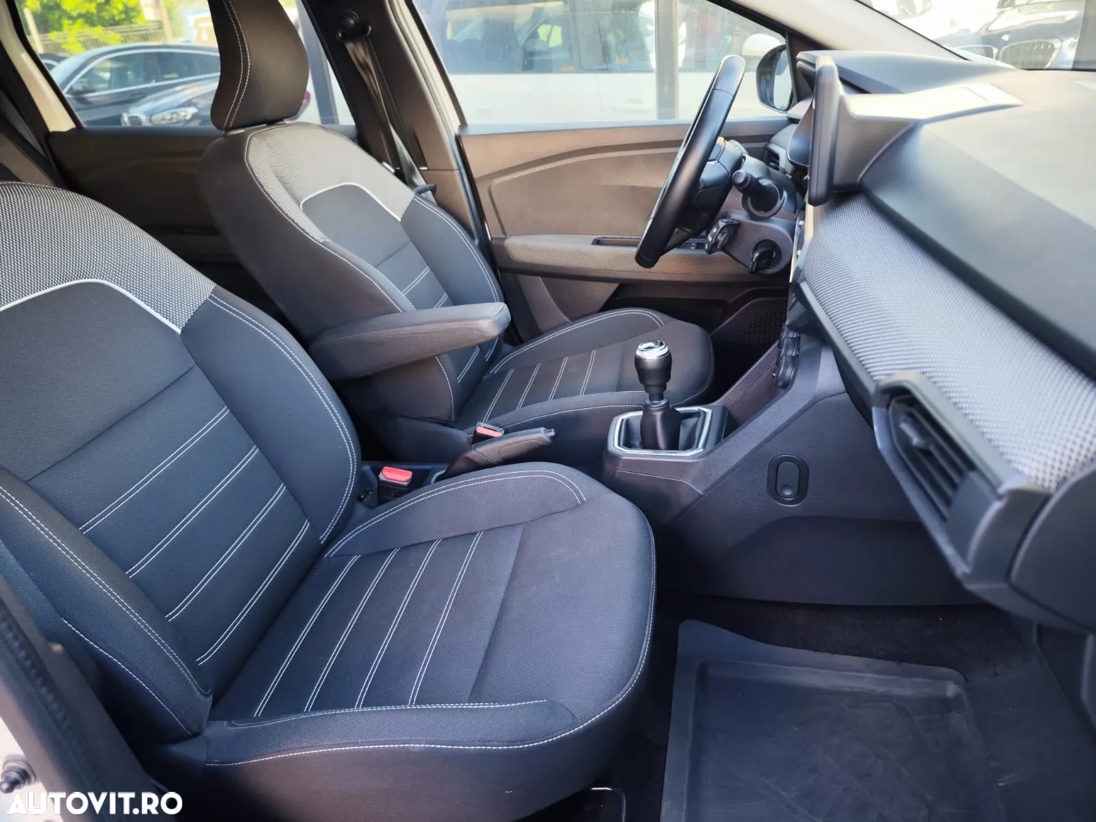 Dacia Jogger 7 locuri TCe 110 Comfort - 11