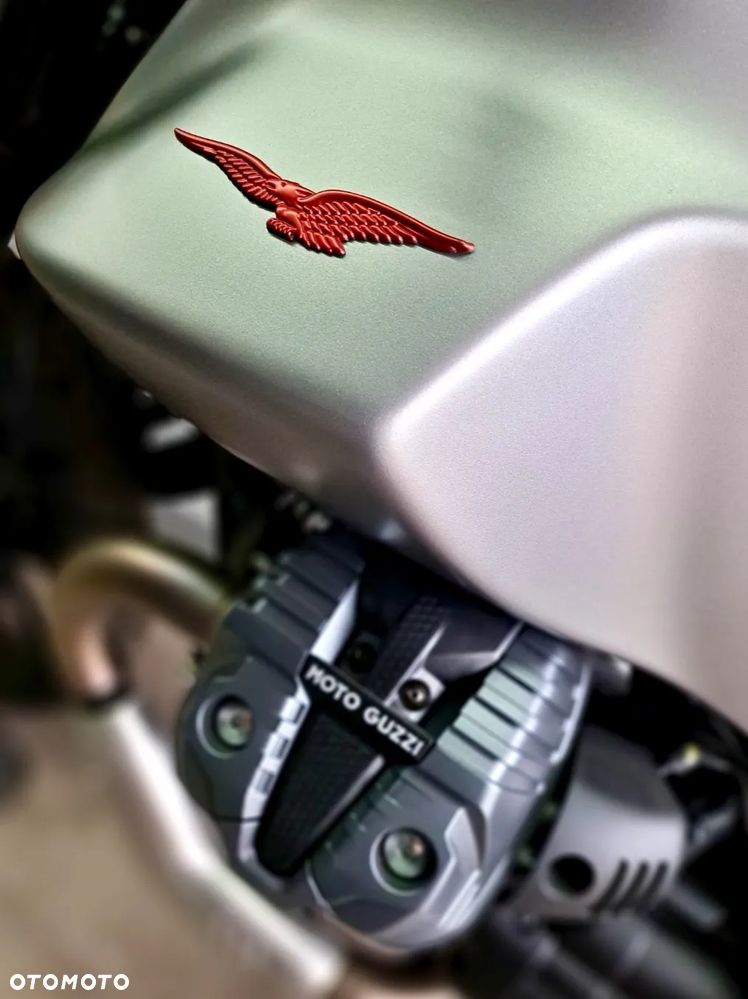 Moto Guzzi V85 - 7