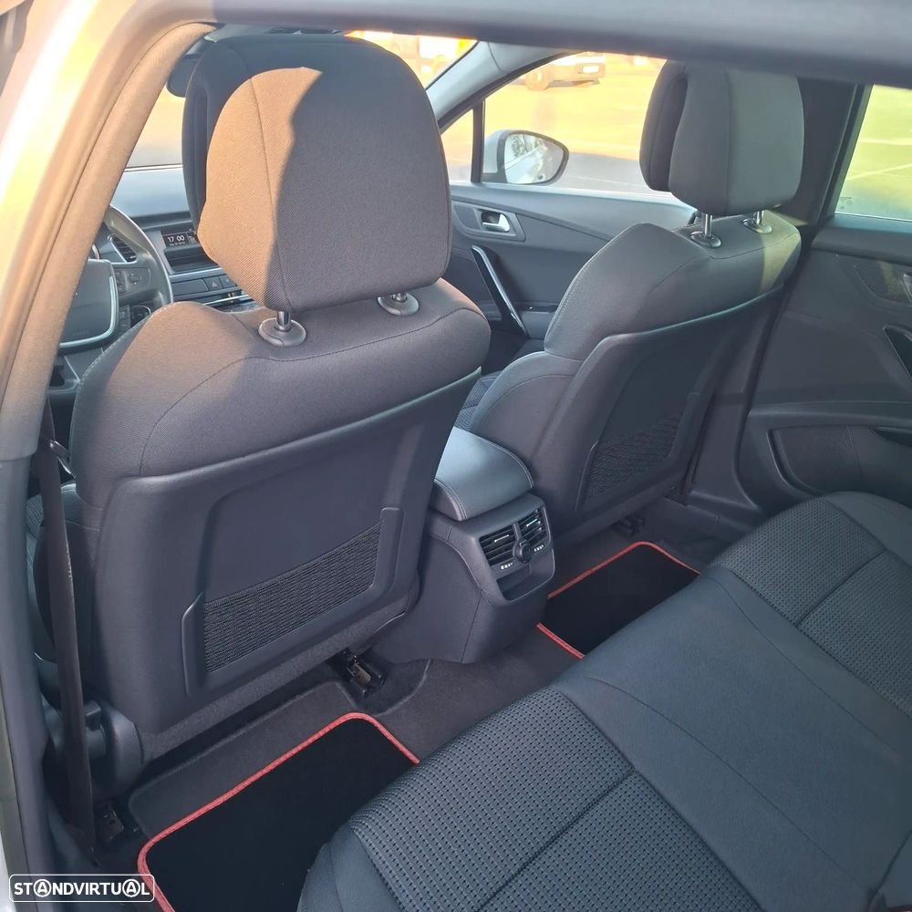 Peugeot 508 SW - 42