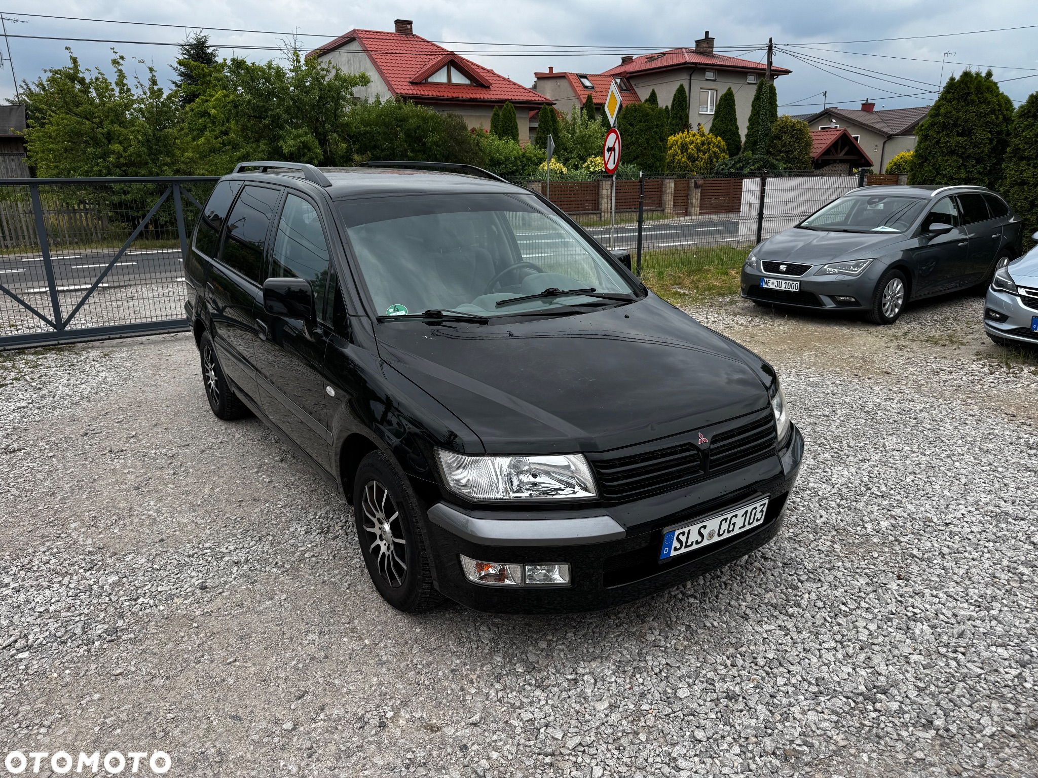 Mitsubishi Space Wagon 2.0 Cool - 3