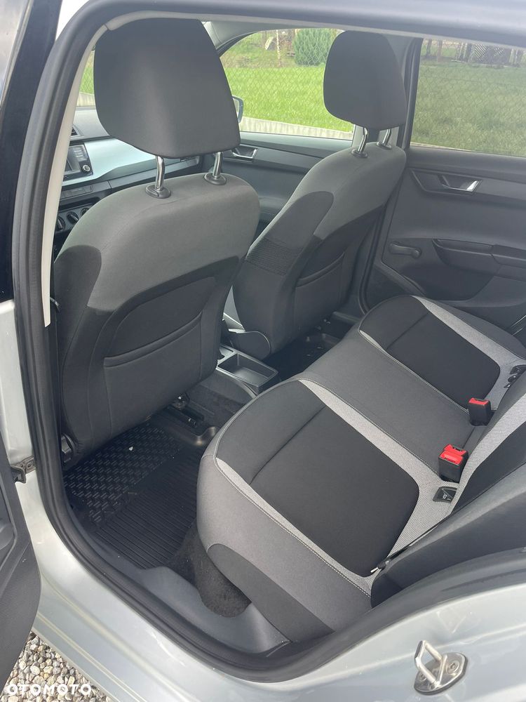 Skoda Fabia - 11