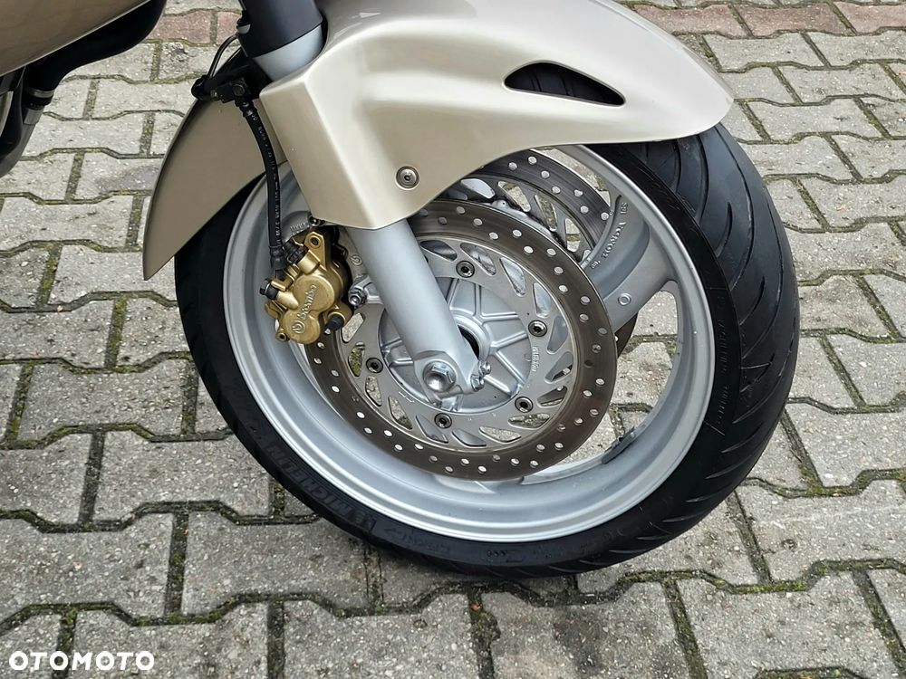 Honda Deauville - 28