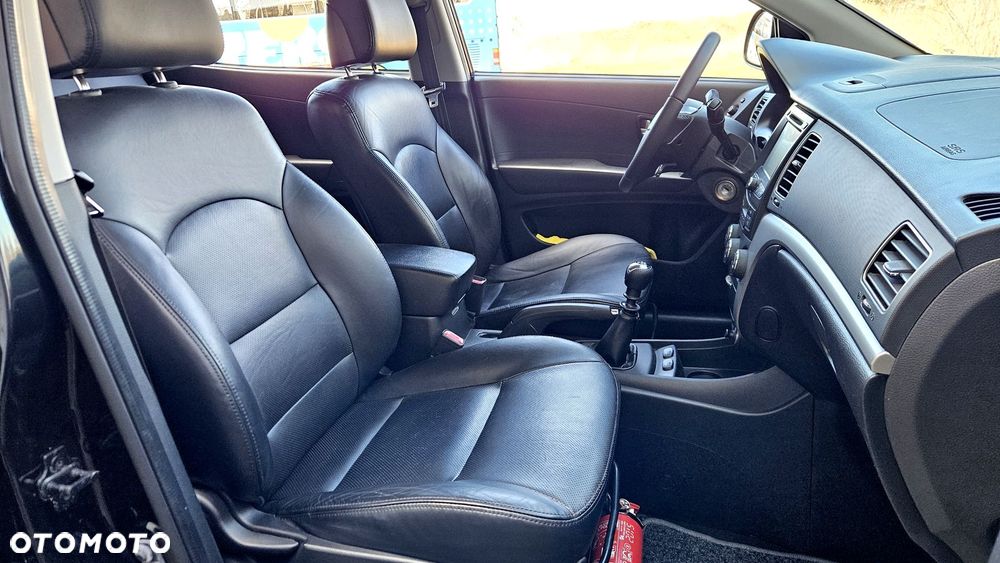 SsangYong/KGM Korando 2.0 E-XDi DPF 2WD Sapphire - 8