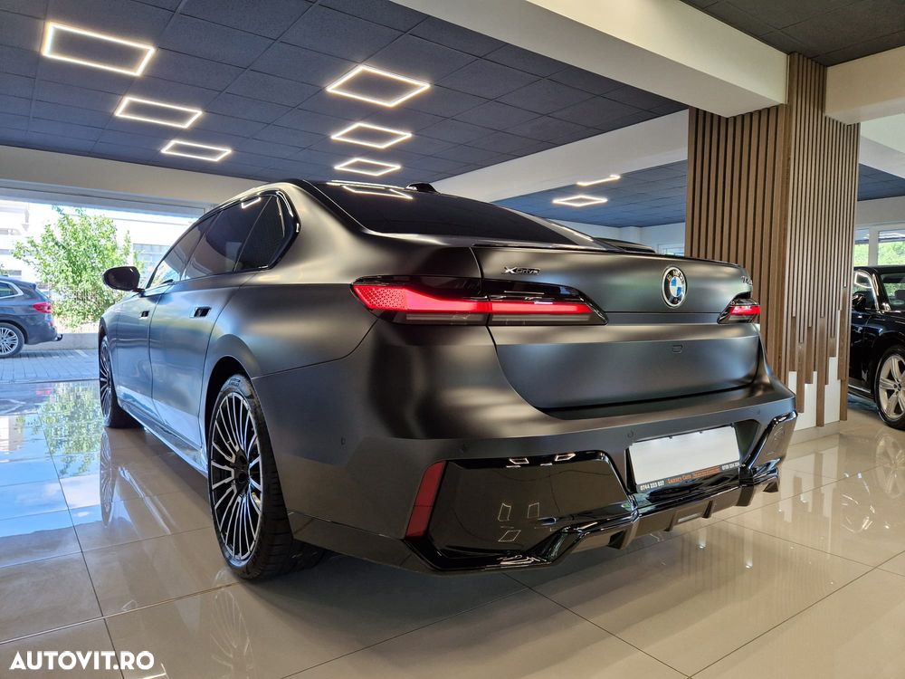 BMW Seria 7 740d xDrive MHEV - 6