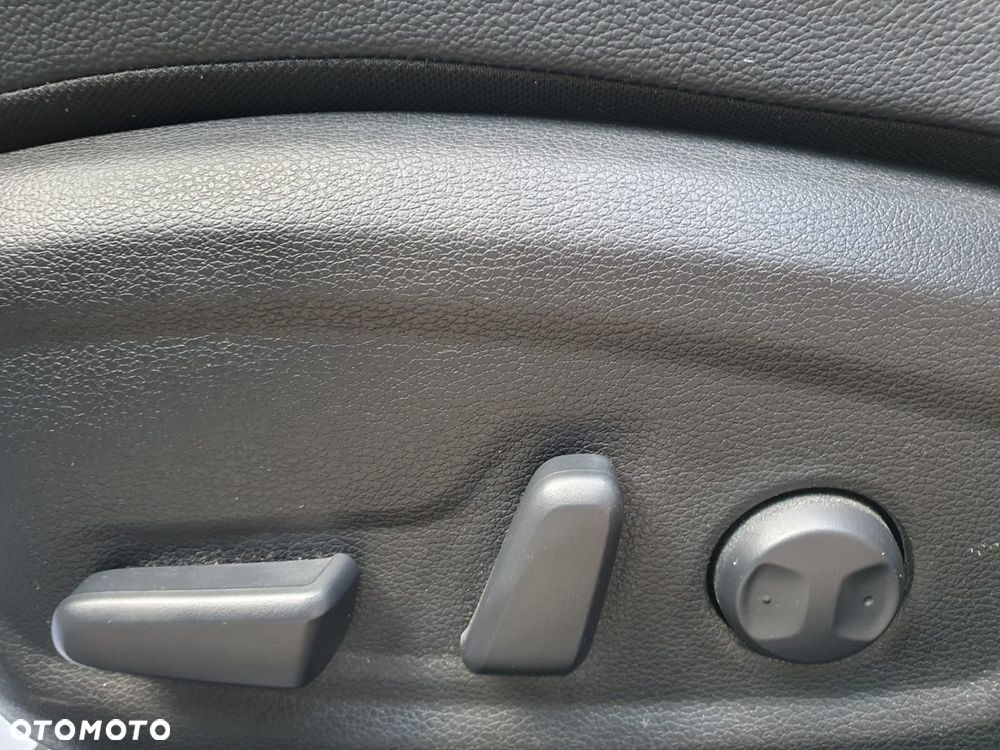 Kia Ceed 1.4 T-GDI OPF GT Line - 12
