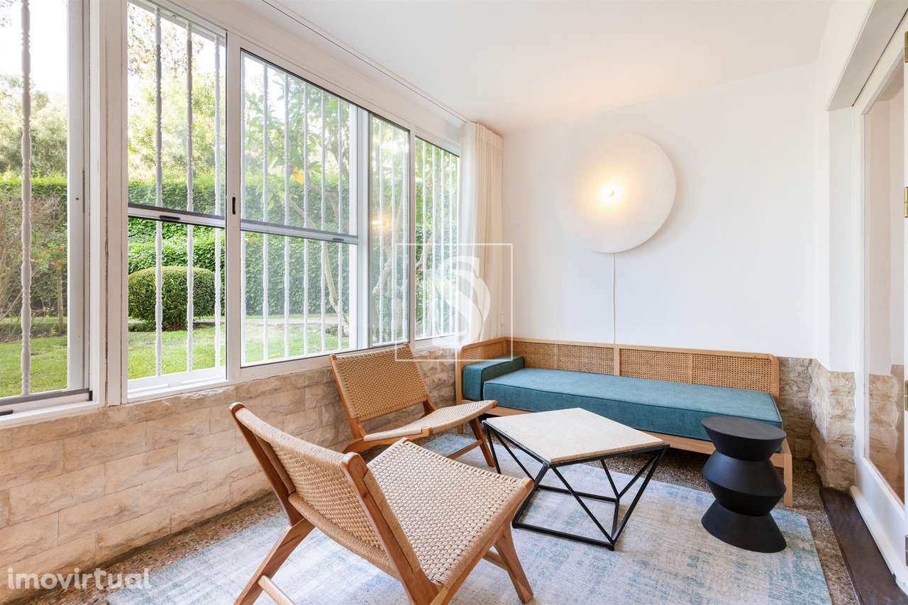 Apartamento T1 para venda mobiliado em Cascais com piscina e jardim - Grande imagem: 4/16