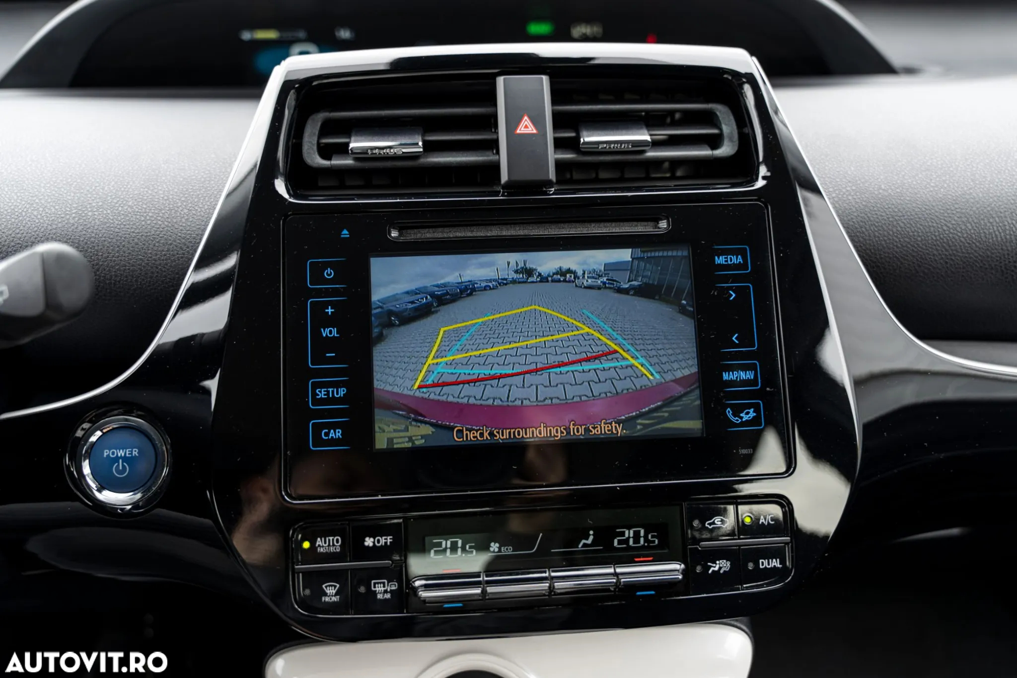 Toyota Prius Hybrid Comfort - 35