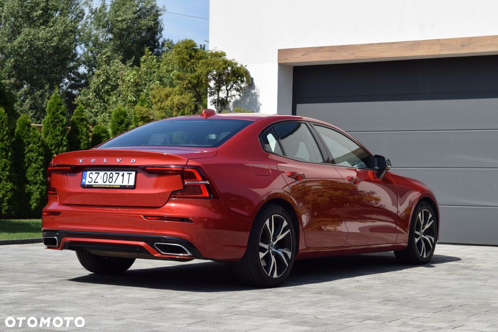 Volvo S60 T8 Recharge AWD Geartronic RDesign - 3