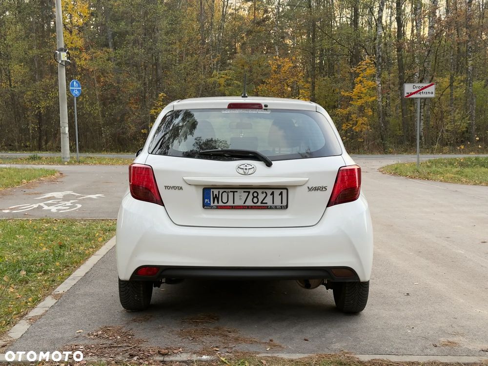 Toyota Yaris 1.0 Active EU6 - 7