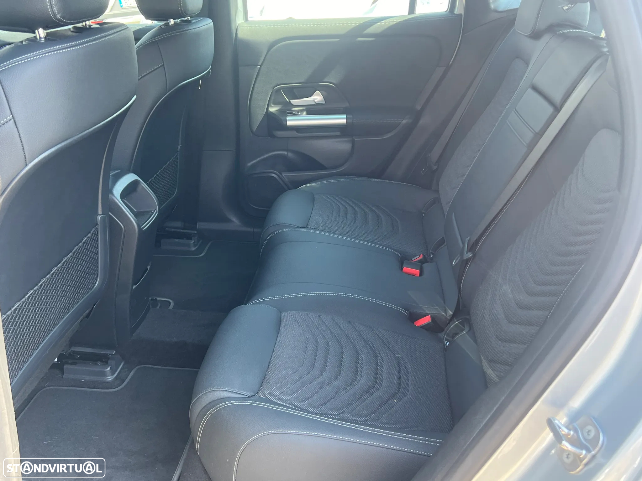 Mercedes-Benz EQA 250+ Edition - 10