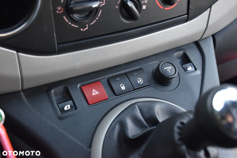 Peugeot Partner e-HDi FAP 92 Stop&Start Active - 24